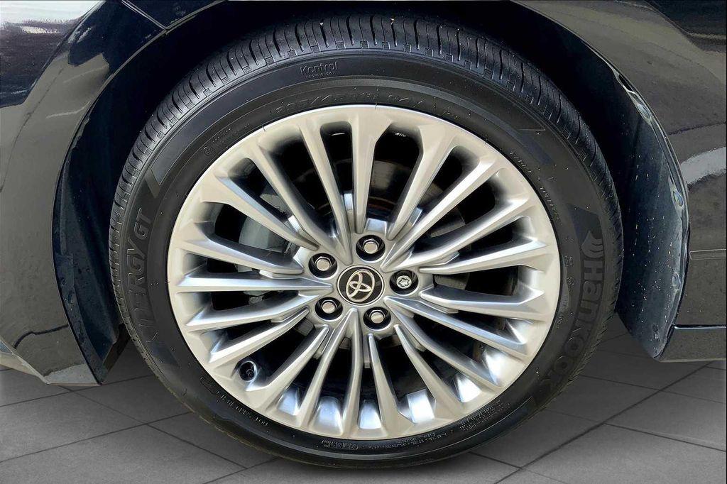 used 2020 Toyota Avalon car, priced at $28,514