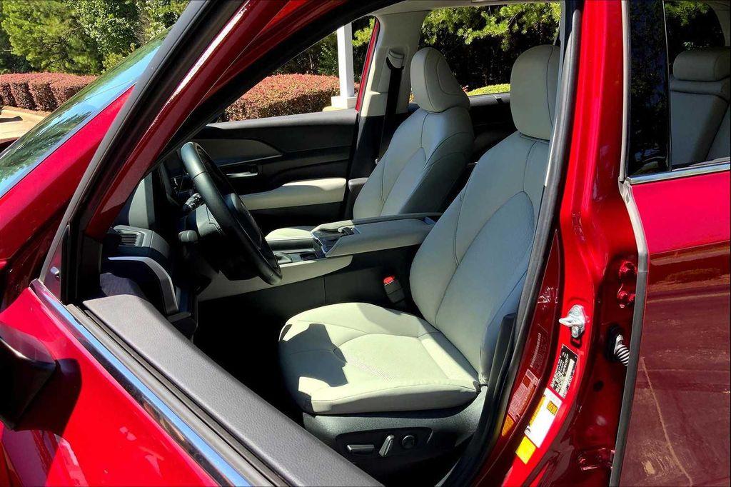 used 2024 Toyota Grand Highlander car, priced at $47,890