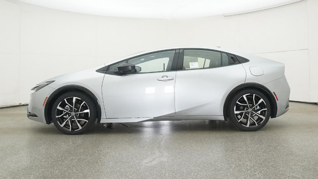 new 2026 Toyota Prius Plug-In Hybrid car, priced at $44,093