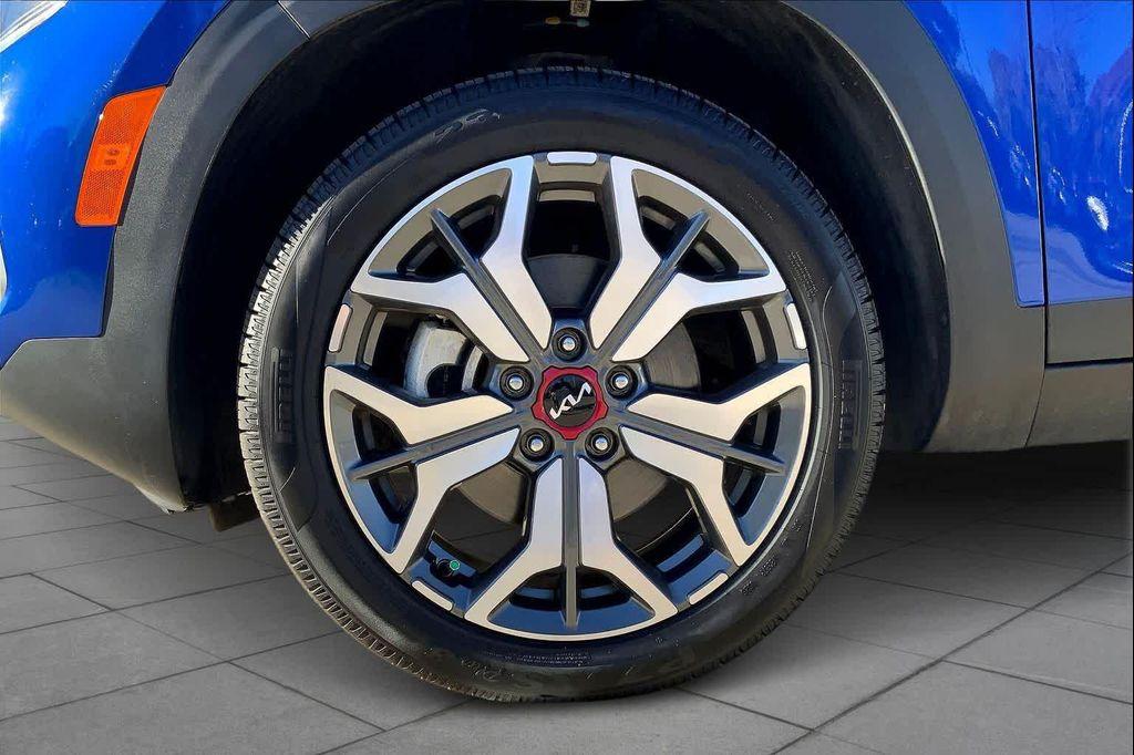 used 2023 Kia Seltos car, priced at $21,458