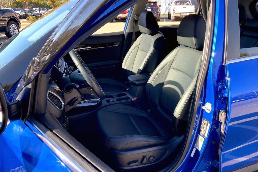 used 2023 Kia Seltos car, priced at $21,458