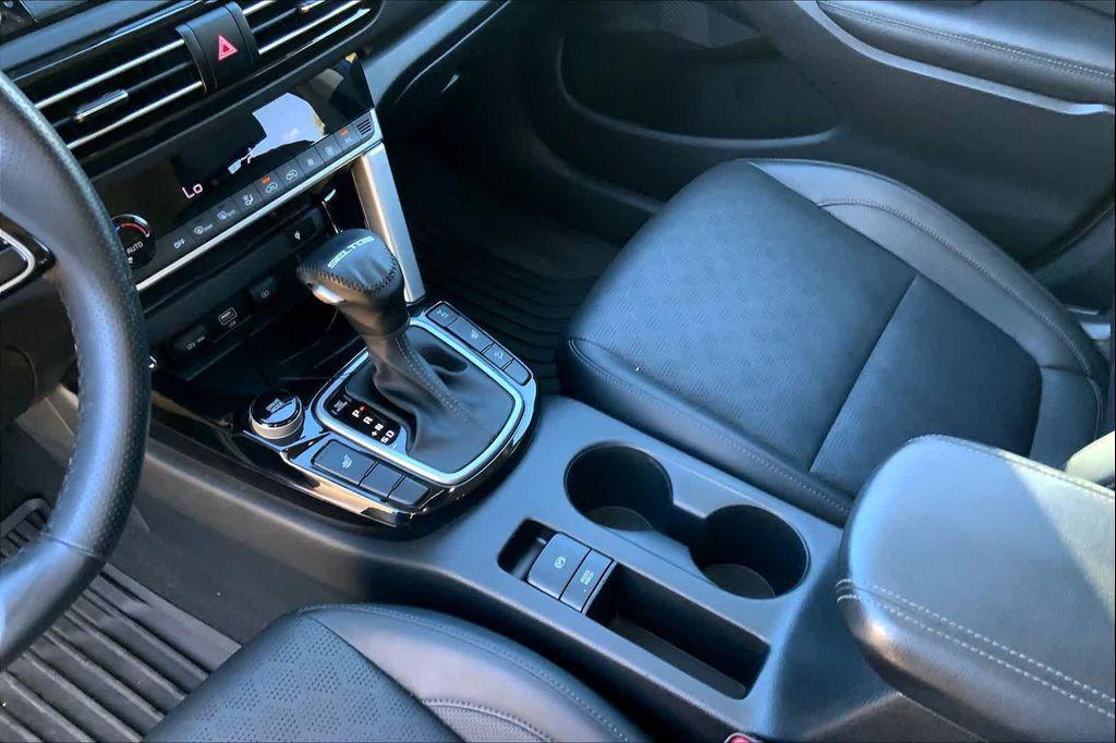 used 2023 Kia Seltos car, priced at $21,458