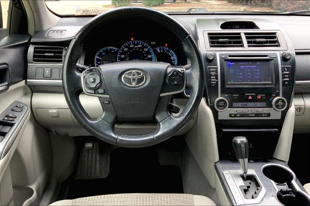used 2014 Toyota Camry Hybrid car, priced at $11,089