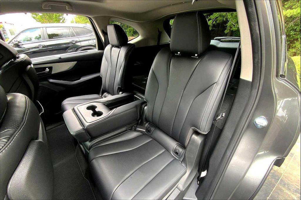 used 2023 Acura MDX car, priced at $40,984