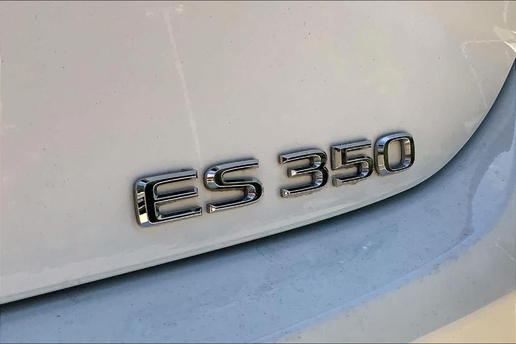 used 2021 Lexus ES 350 car, priced at $33,750