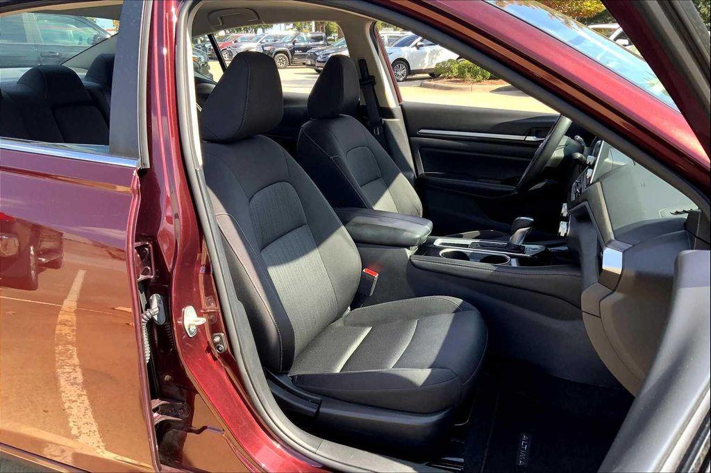 used 2023 Nissan Altima car, priced at $21,025