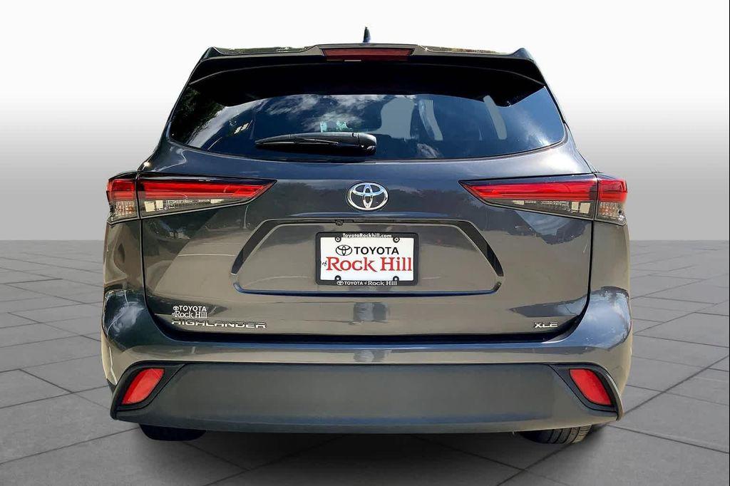 used 2020 Toyota Highlander car, priced at $27,607