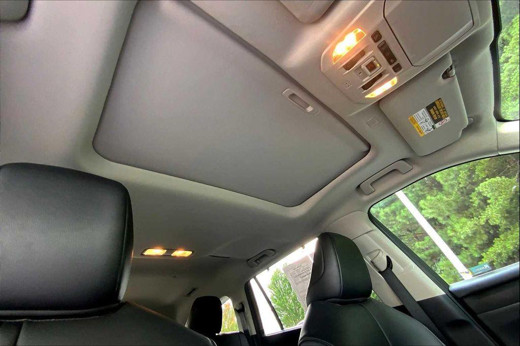 used 2020 Toyota Highlander car, priced at $27,415