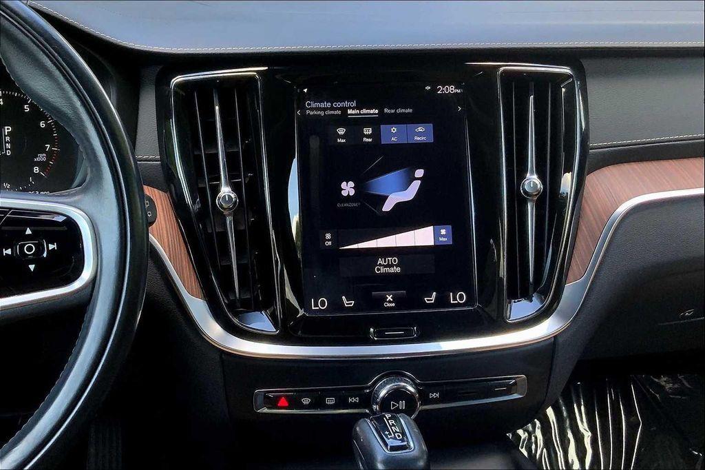 used 2020 Volvo V60 Cross Country car, priced at $24,995