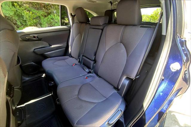 used 2022 Toyota Highlander car, priced at $31,679