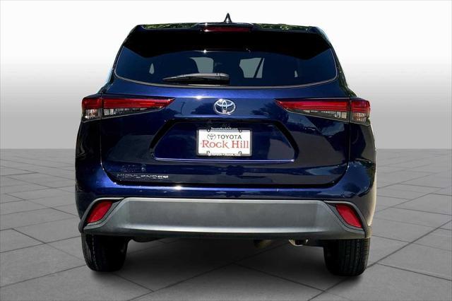 used 2022 Toyota Highlander car, priced at $31,679