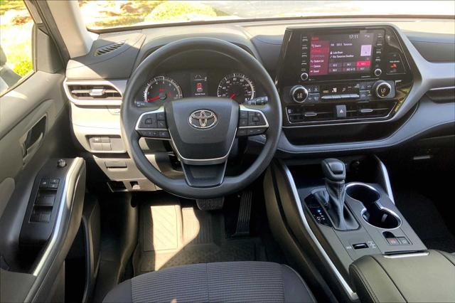 used 2022 Toyota Highlander car, priced at $31,679