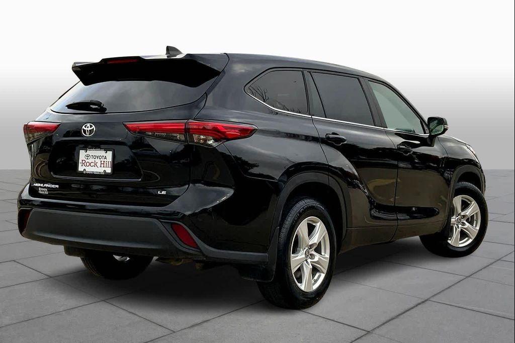 used 2023 Toyota Highlander car, priced at $29,866