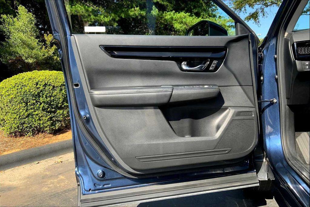 used 2024 Honda CR-V car, priced at $33,876