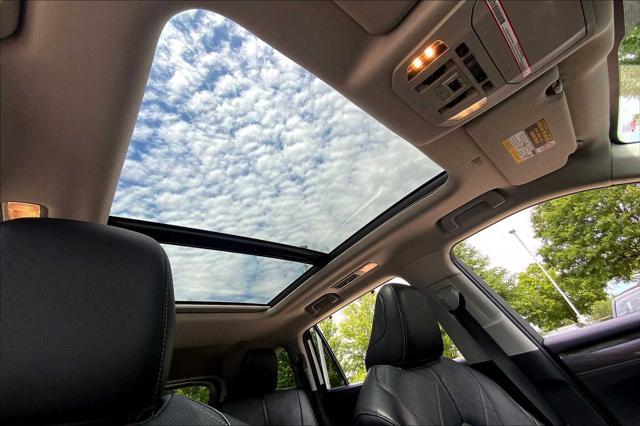 used 2022 Toyota Highlander Hybrid car, priced at $45,197