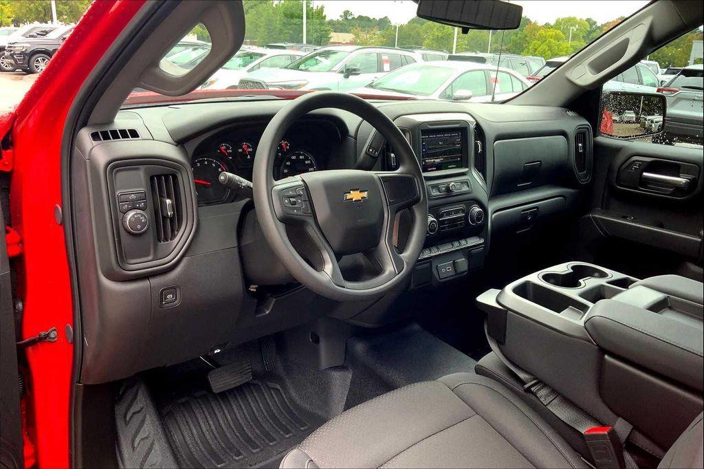 used 2025 Chevrolet Silverado 1500 car, priced at $32,425