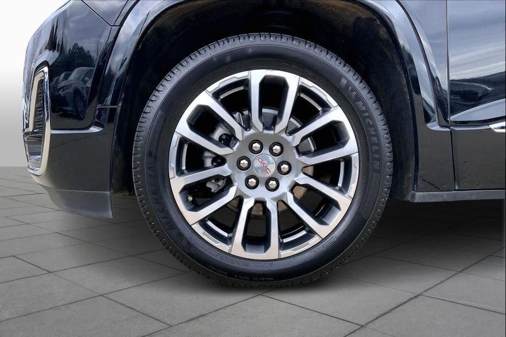 used 2021 GMC Acadia car, priced at $29,222