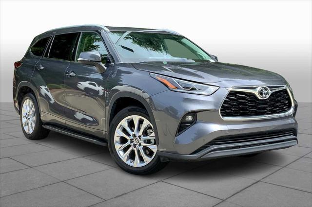 used 2023 Toyota Highlander car, priced at $38,588