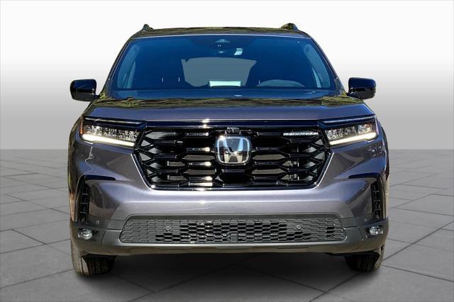 used 2025 Honda Pilot car, priced at $52,394