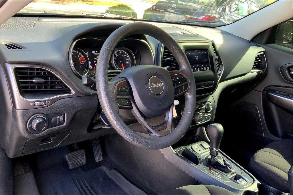 used 2020 Jeep Cherokee car, priced at $13,250