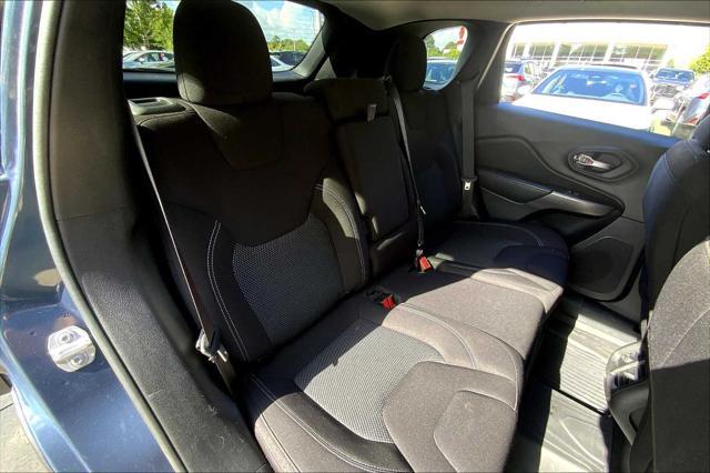 used 2020 Jeep Cherokee car, priced at $15,170