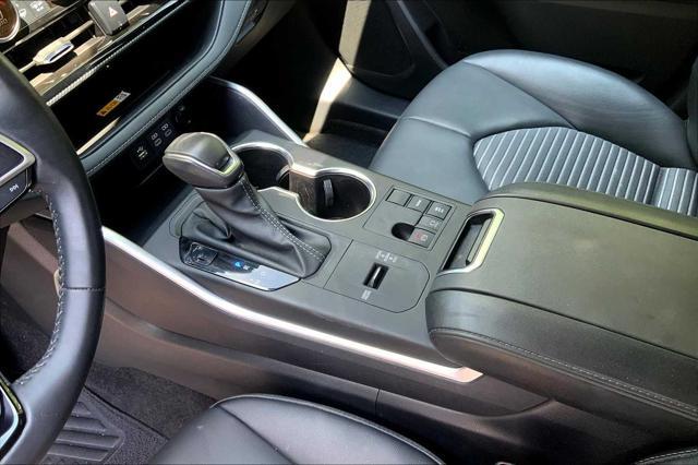 used 2024 Toyota Highlander car, priced at $41,399
