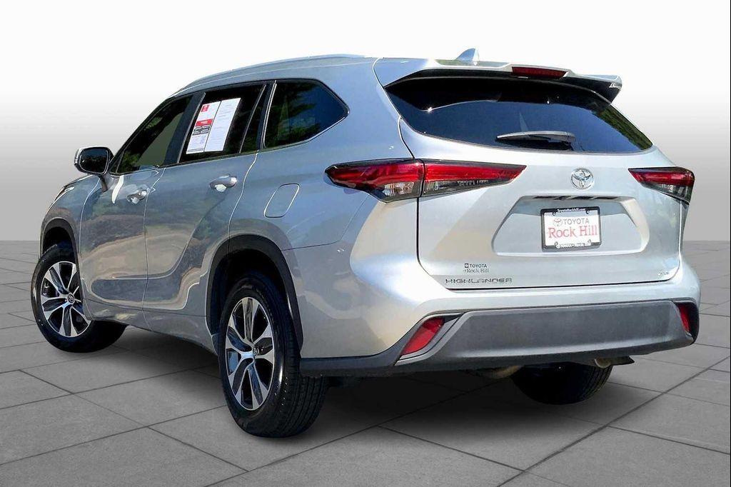 used 2023 Toyota Highlander car, priced at $35,581