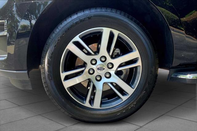 used 2023 Ford Expedition car, priced at $44,401