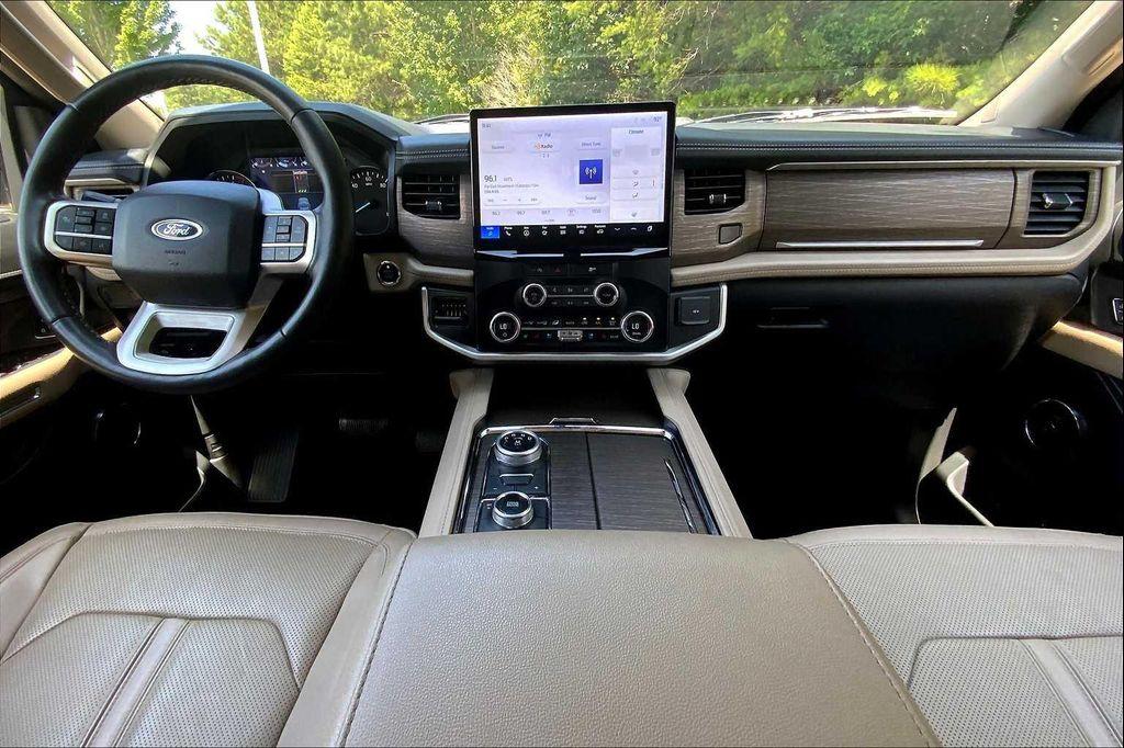 used 2023 Ford Expedition car, priced at $41,595