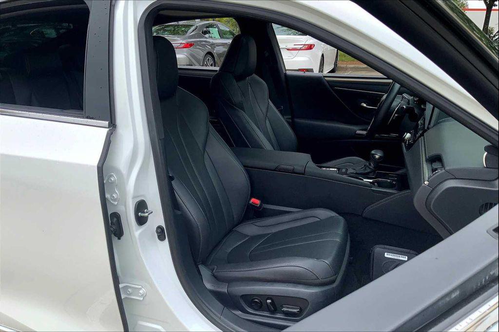 used 2023 Lexus ES 350 car, priced at $40,926