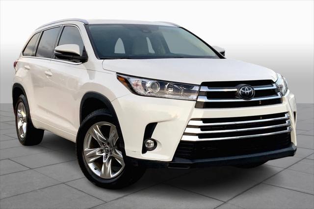 used 2019 Toyota Highlander car, priced at $26,782