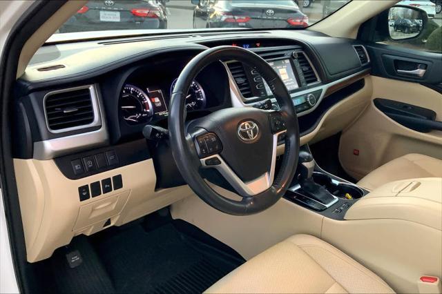 used 2019 Toyota Highlander car, priced at $26,782