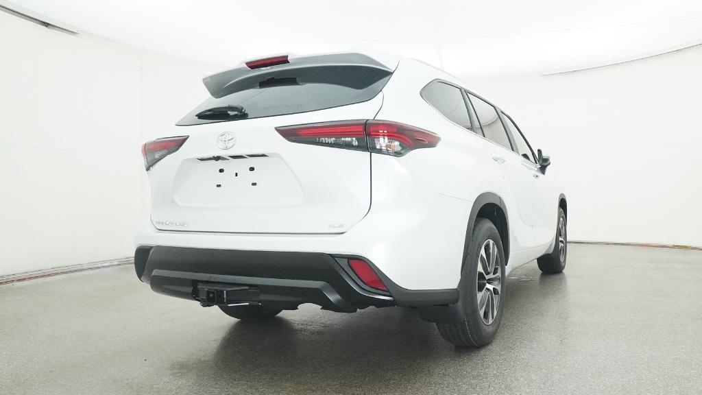 new 2025 Toyota Highlander car, priced at $48,270