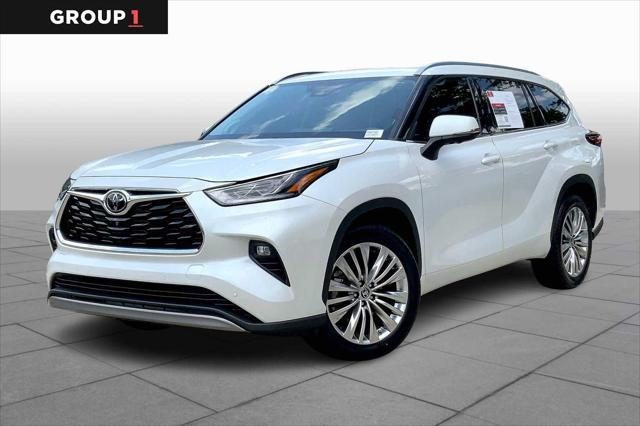 used 2023 Toyota Highlander car, priced at $44,697