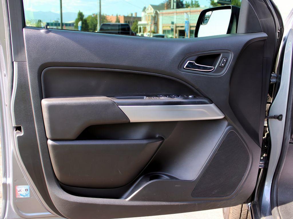 used 2022 Chevrolet Colorado car, priced at $26,299