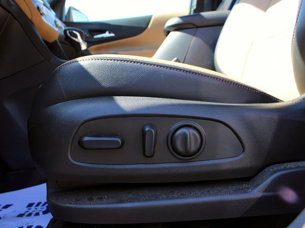used 2021 Chevrolet Equinox car, priced at $21,897