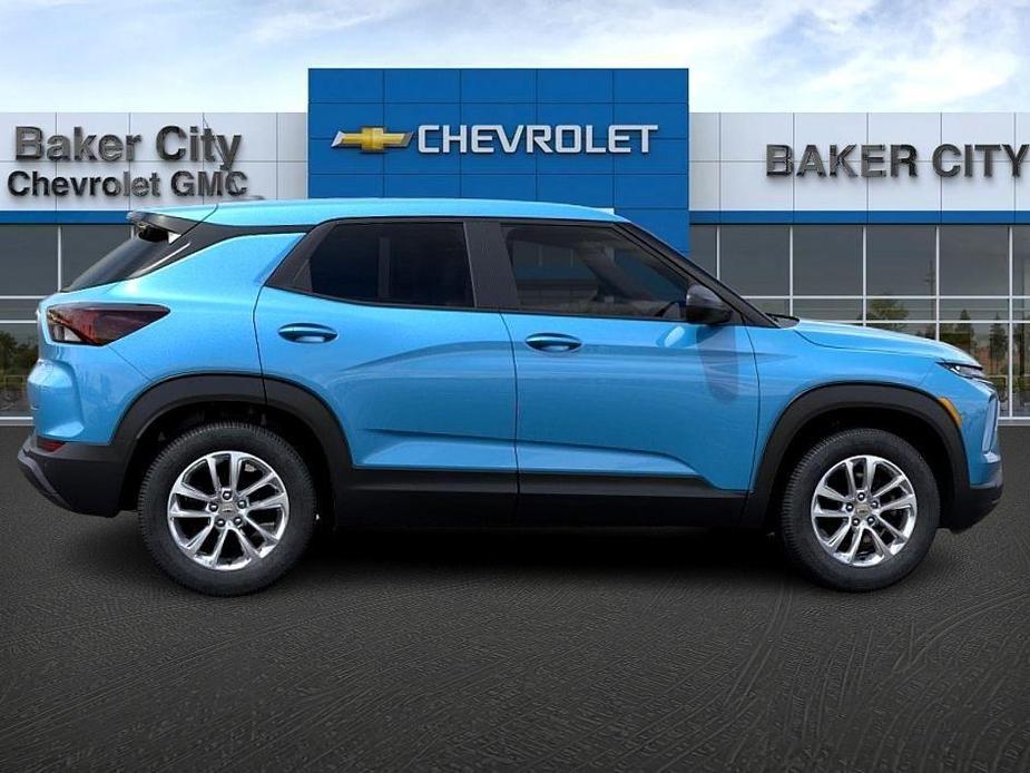 new 2025 Chevrolet TrailBlazer car, priced at $27,680