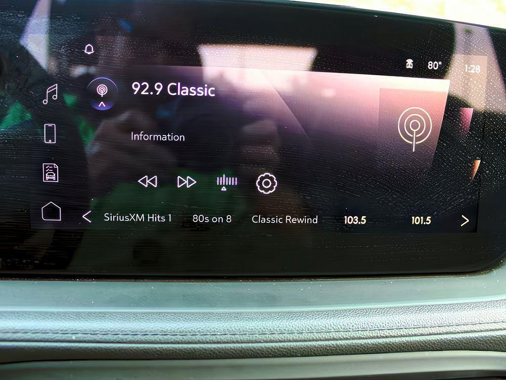 used 2024 Buick Encore GX car, priced at $23,999