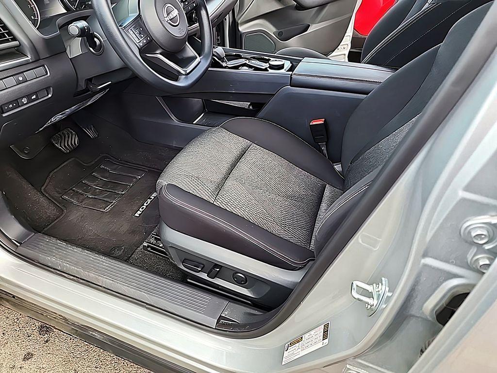 used 2024 Nissan Rogue car, priced at $24,799