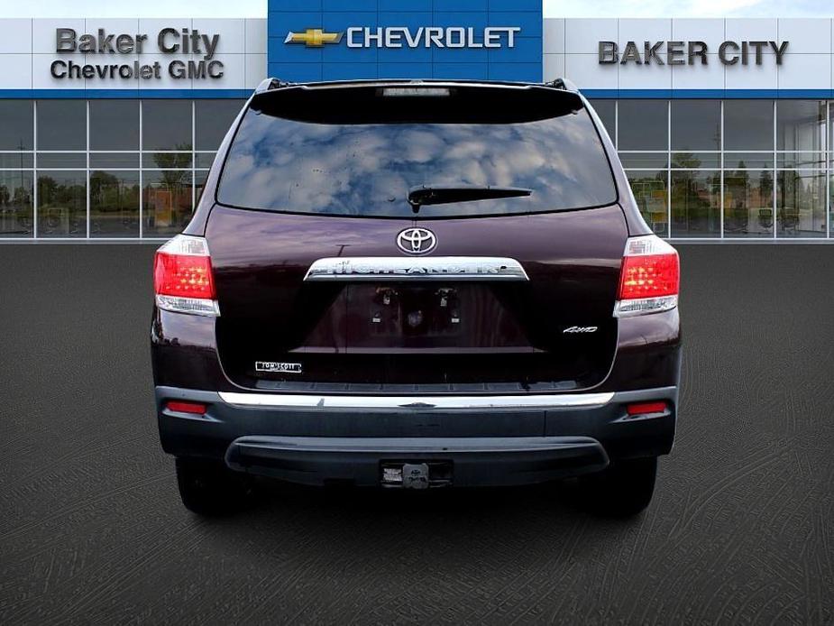 used 2012 Toyota Highlander car, priced at $11,999