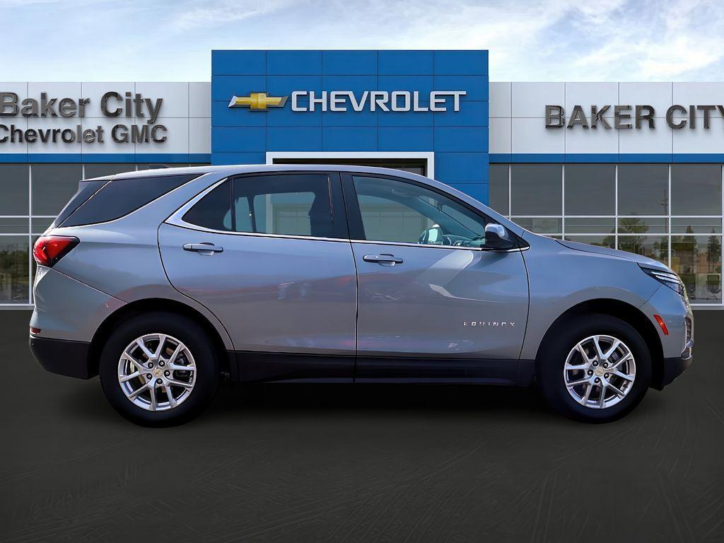 used 2024 Chevrolet Equinox car, priced at $22,299