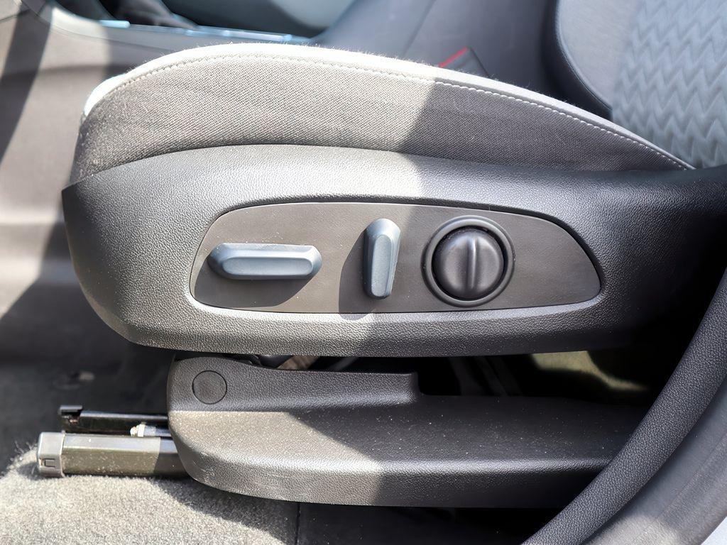 used 2024 Chevrolet Equinox car, priced at $22,299