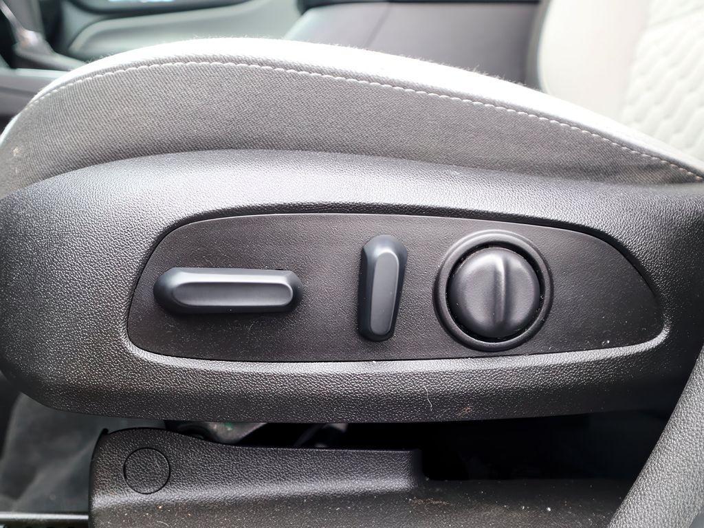 used 2019 Chevrolet Equinox car, priced at $20,999