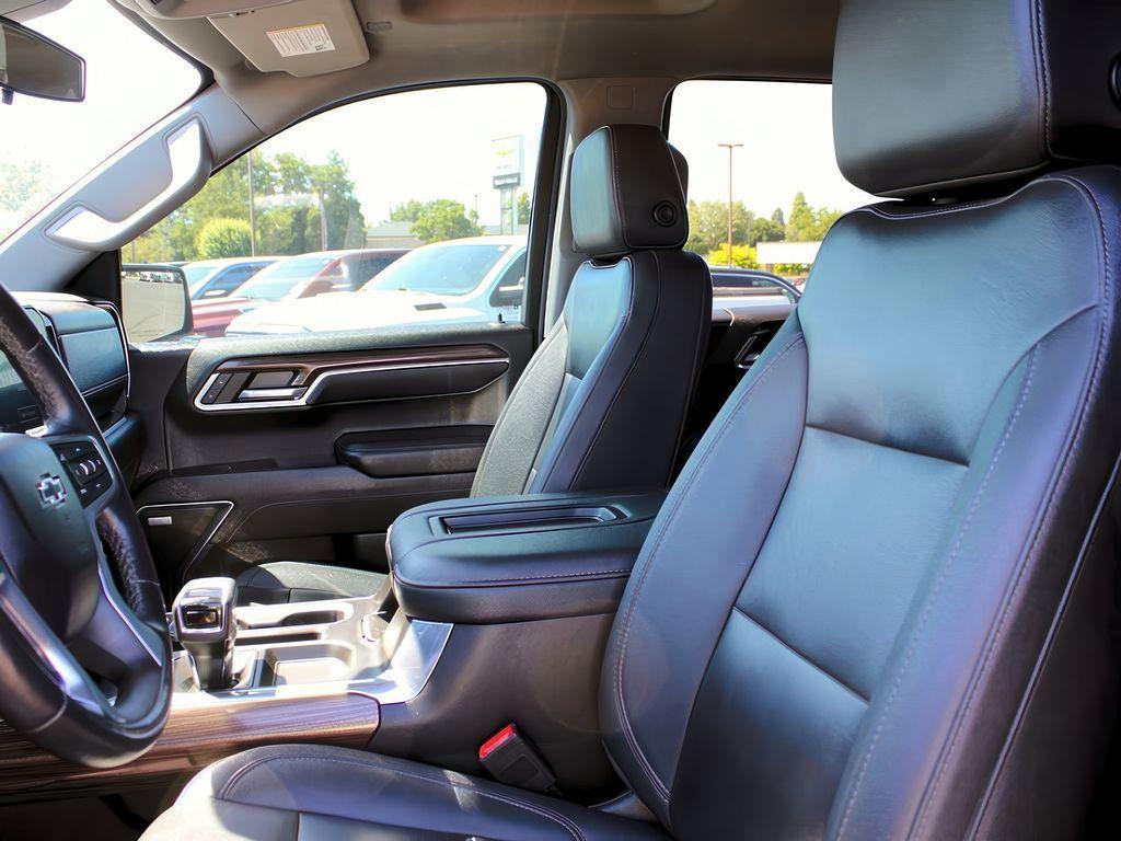 used 2022 Chevrolet Silverado 1500 car, priced at $41,499