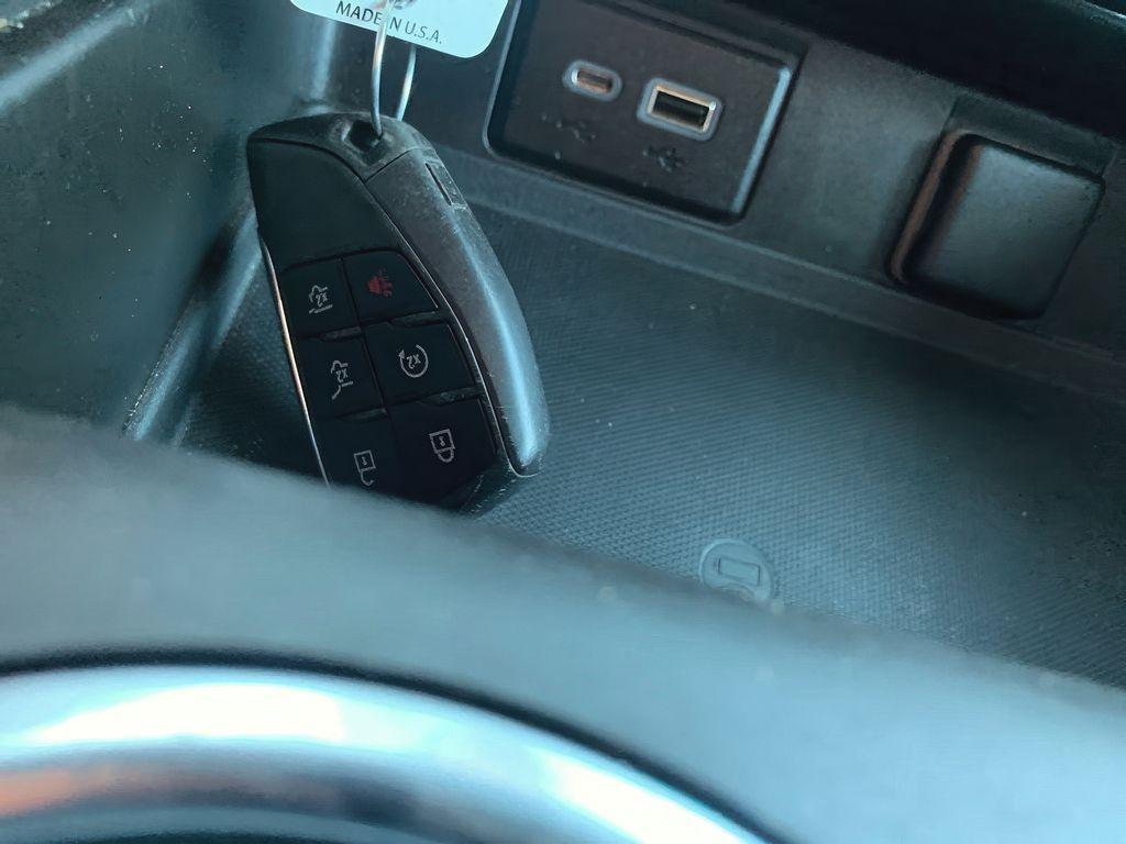 used 2021 GMC Yukon XL car, priced at $41,499