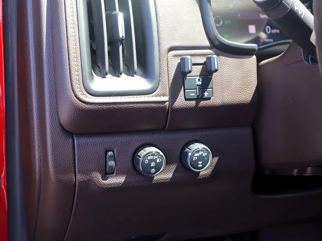used 2021 GMC Canyon car, priced at $40,499