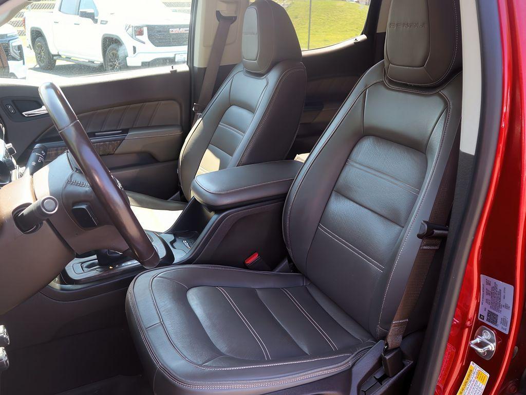 used 2021 GMC Canyon car, priced at $40,499