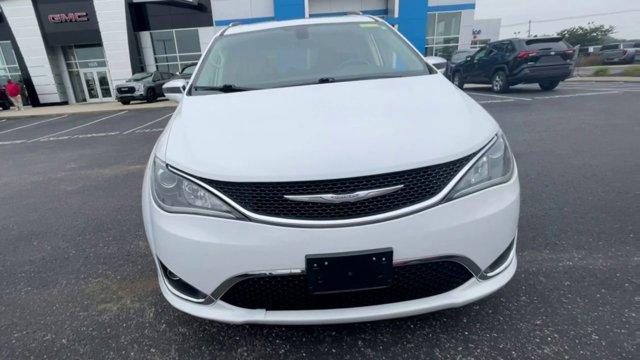 used 2018 Chrysler Pacifica car, priced at $18,450