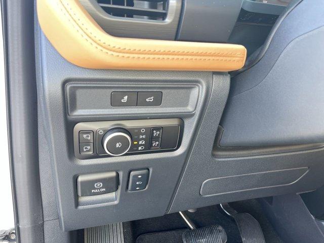 used 2024 Ford Expedition car, priced at $70,320