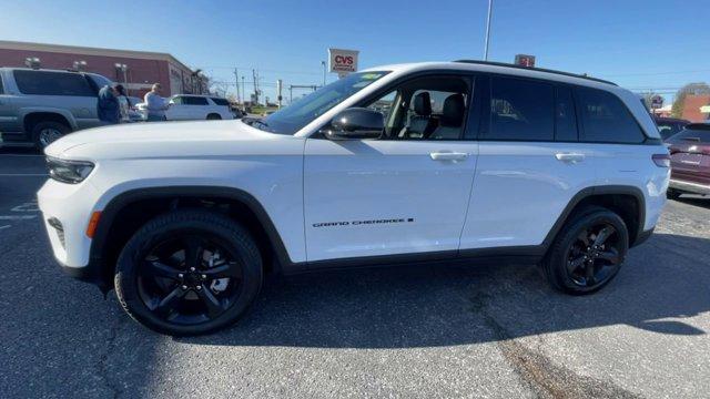 used 2024 Jeep Grand Cherokee car, priced at $38,307